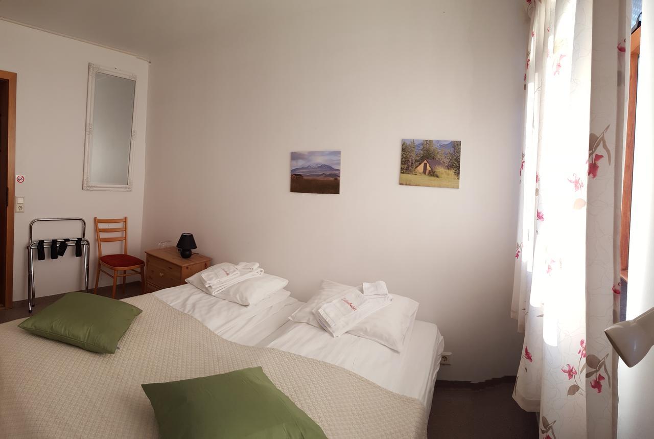Asolfsstathir Guesthouse Leirubakki מראה חיצוני תמונה